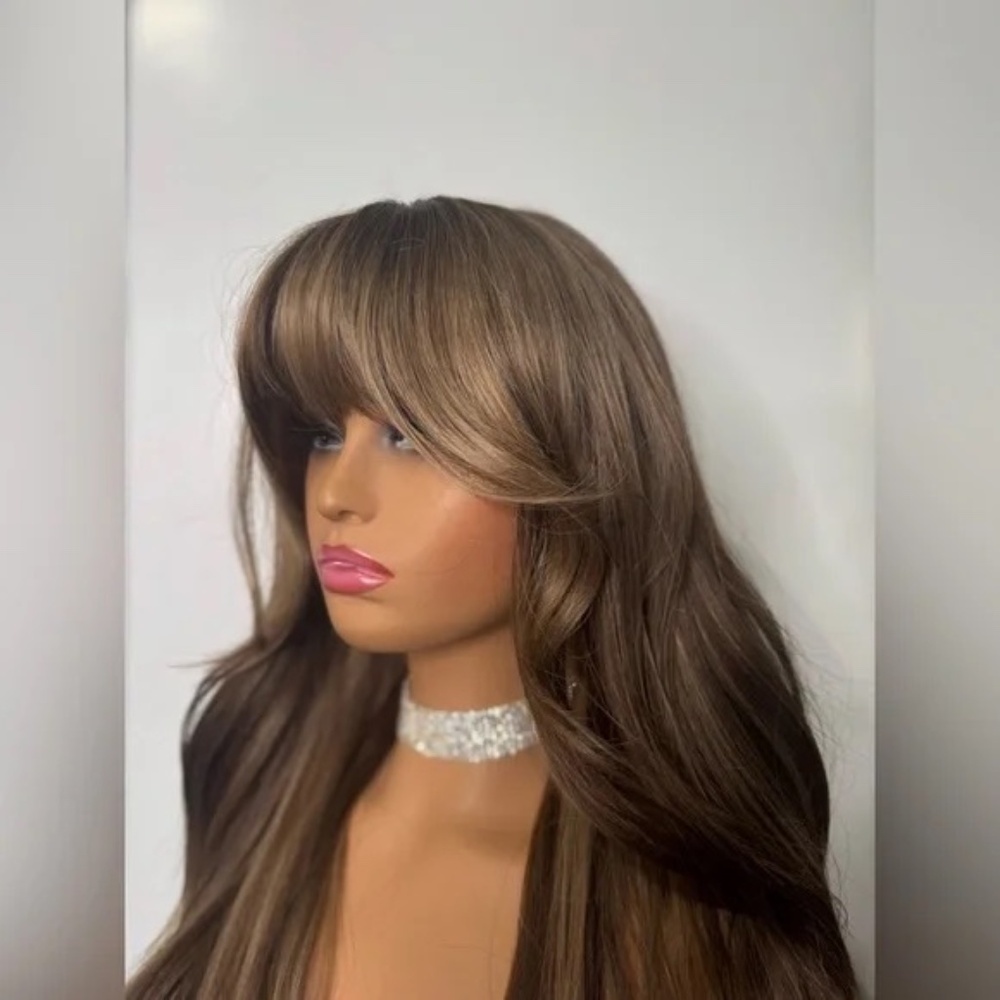 Long Wavy Wig with Curtain Bangs – Medium Brown with Soft Caramel Highlights - Picture 9 of 13
